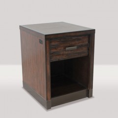 Canmore 18" Master Nightstand