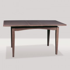 Windsor Dining Table w/ Butterfly Leaf